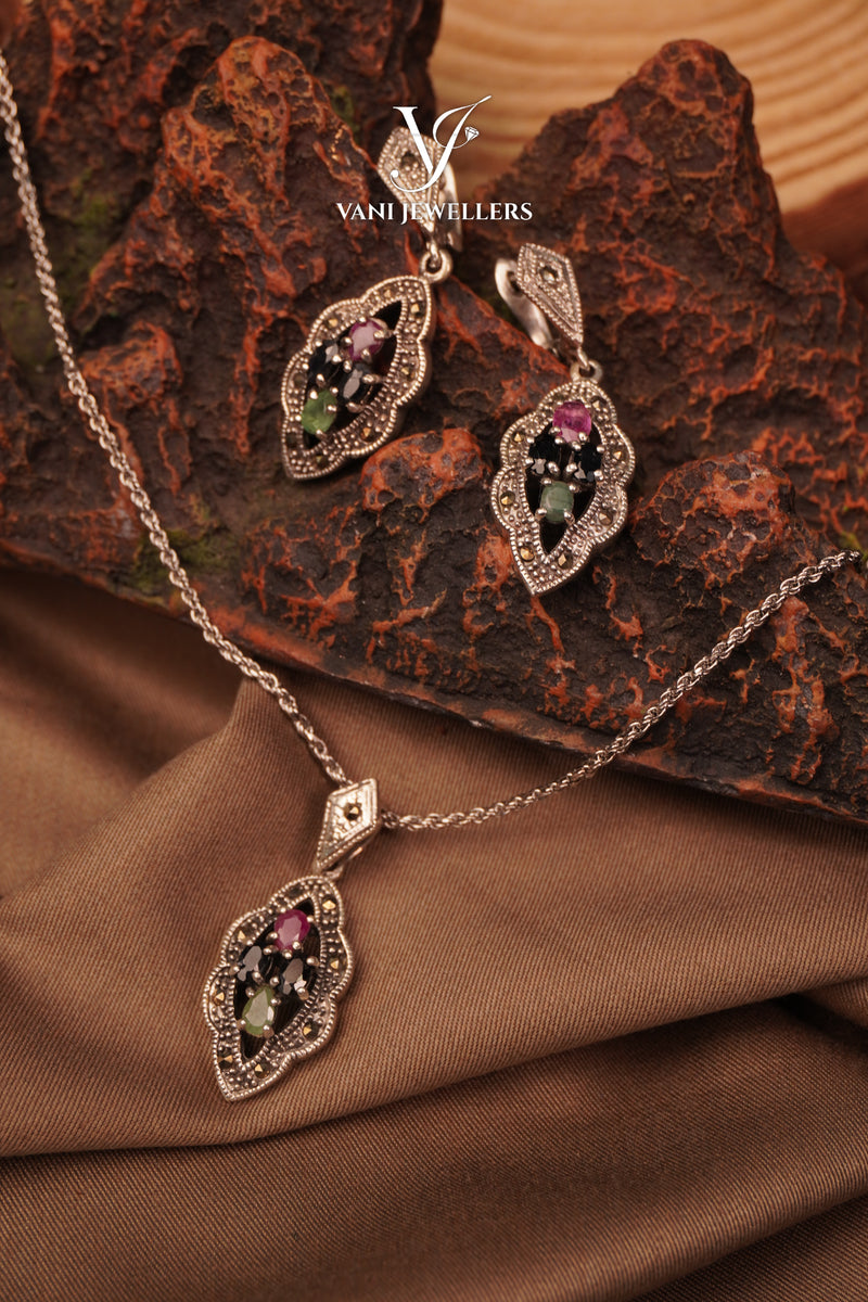 Tree of Treasures Pendant Set