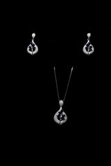 Blue Bloom Pear NECKLACE