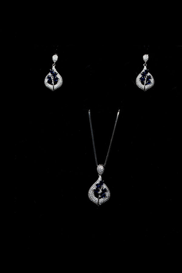 Blue Bloom Pear NECKLACE