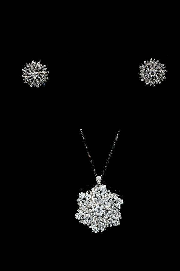 Marquise Bloom Halo Pendant Set