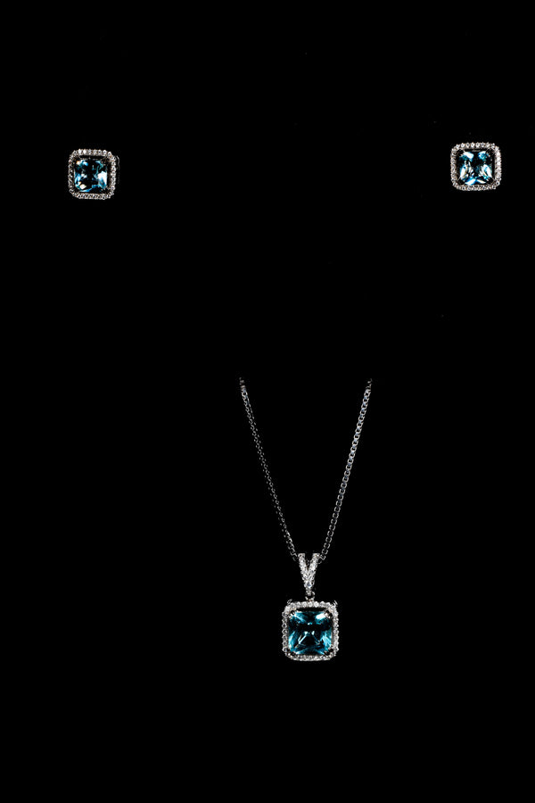 Radiant Blue Halo Pendant Set