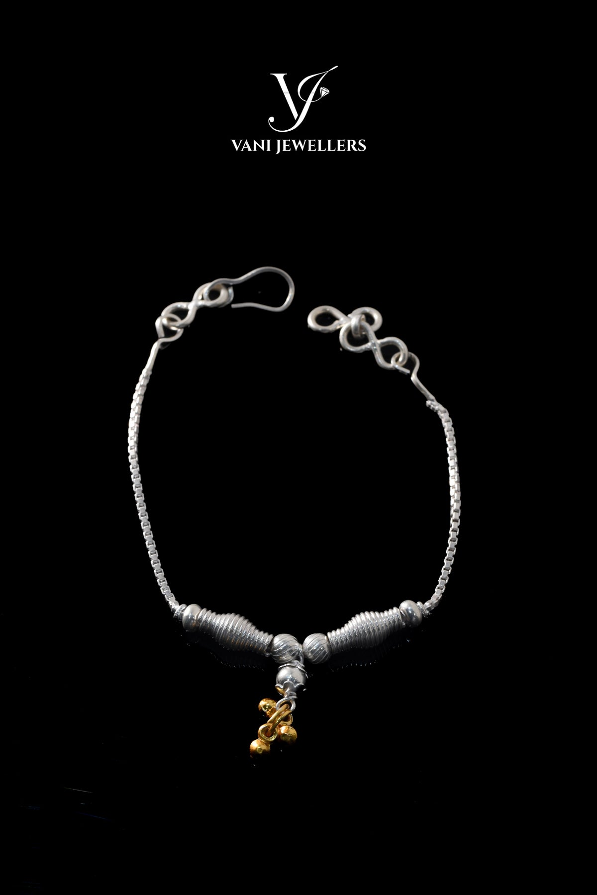 Amrit Kalash – Bracelet Rakhi in 92.5 Silver