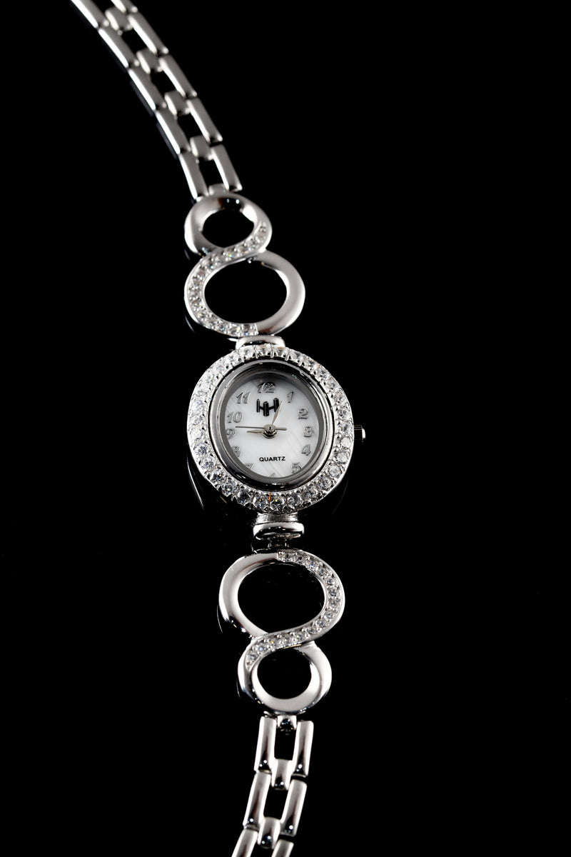 Timeless Oval Radiance Watch