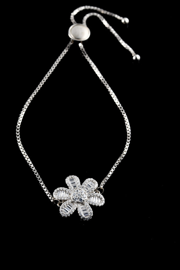 Floral Radiance Box Chain Bracelet