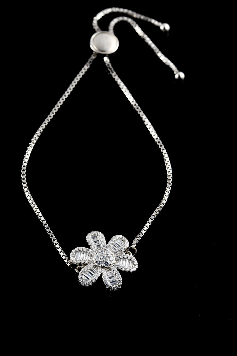 Floral Radiance Box Chain Bracelet
