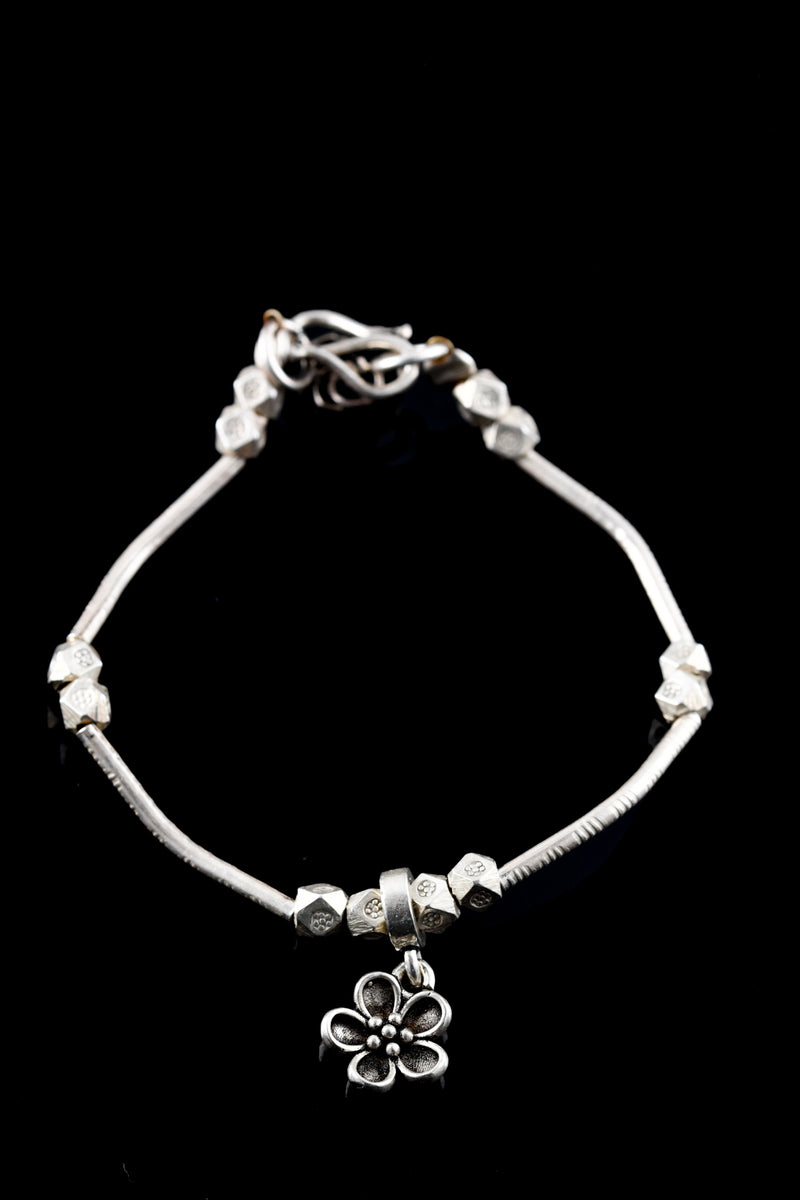 Geometric Bloom Adjustable Bracelet