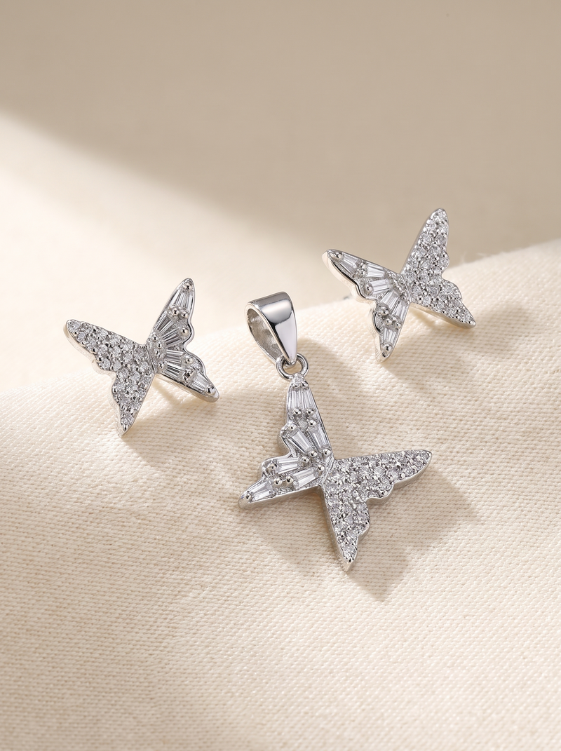 Papillon Éclat Pendant Set