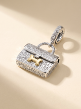Chic Héra Purse Pendant