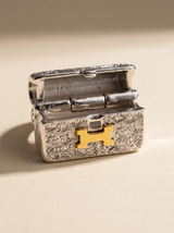 Chic Héra Purse Pendant